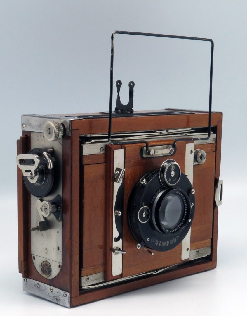 Contessa Nettel Deckrullo Tropen Version - Clean Cameras | Markus Säuberli