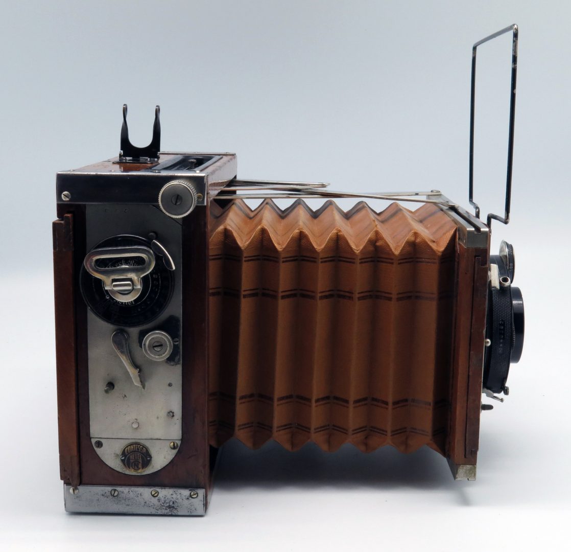 Contessa Nettel Deckrullo Tropen Version | Clean Cameras | Markus Säuberli