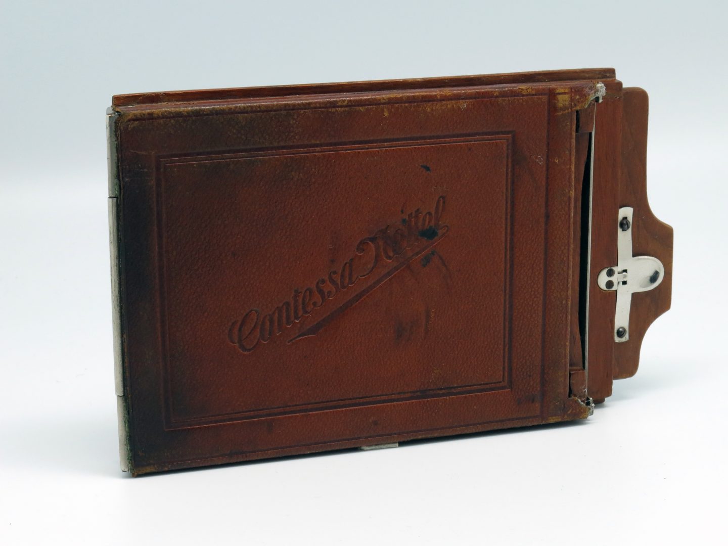 Contessa Nettel Deckrullo Tropen Version - Clean Cameras | Markus Säuberli