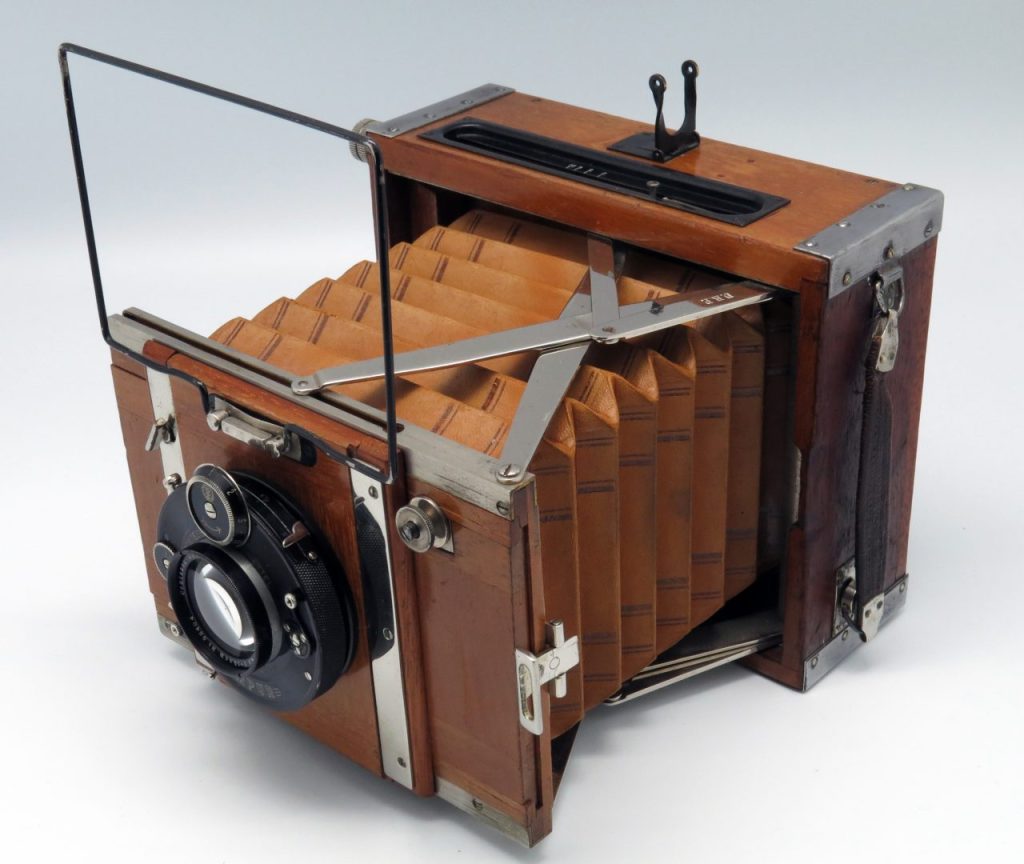 Contessa Nettel Deckrullo Tropen Version | Clean-Cameras.ch