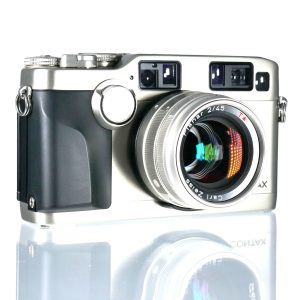 Contax G2 mit Carl Zeiss Planar T* 45 mm/2.0 | Clean-Cameras.ch