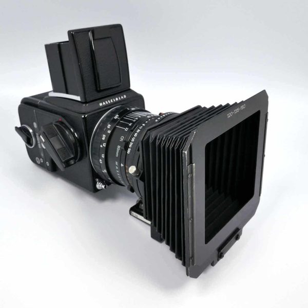 Hasselblad 500C/M + Carl Zeiss Planar CFi 80mm/2.8 | Clean-Cameras.ch