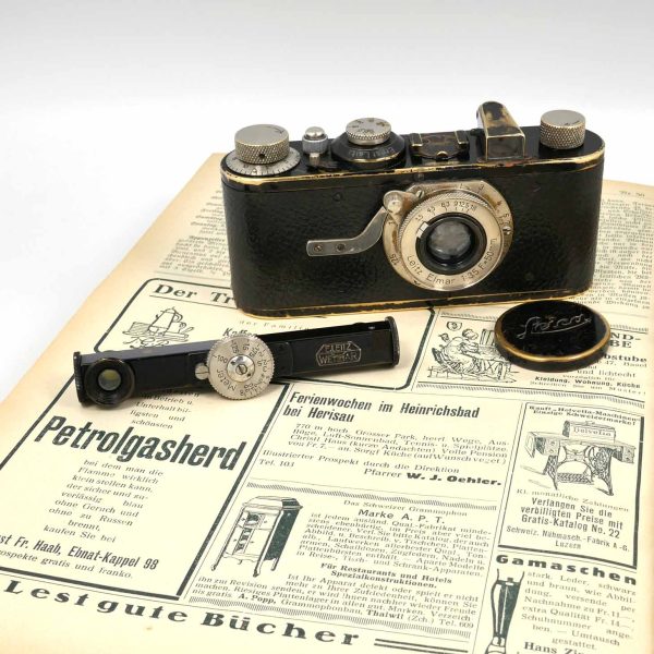 Leica I (Modell A) mit Elmar 50 mm und Leica Fodis | Clean-Cameras.ch