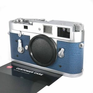 Leica M2 Gehäuse (KOOHE 10308) + Schnellladespule (14260) | Clean-Cameras.ch