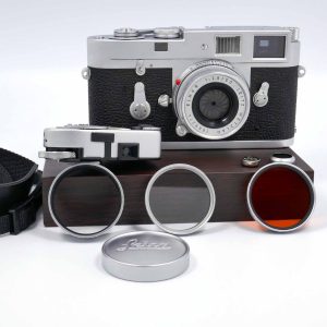 Leica M2 + Leica Elmar 50mm/2.8 (KIHOO/10335) | Clean-Cameras.ch