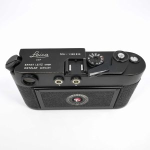 Leica M4 black chrome | Clean-Cameras.ch