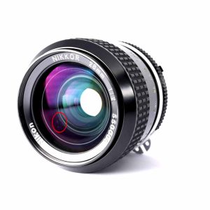 Nikon Nikkor 28 mm / 2 AI (FL 10 ) | Clean-Cameras.ch