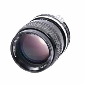 Nikon Nikkor 85mm / 2.0 AI | Clean-Cameras.ch