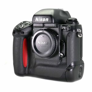 Nikon F5 Gehäuse (FAA320NA) | Clean-Cameras.ch