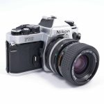 Nikon FE-2 + Nikkor AIS 35-70 + Nikon MD12 | Clean-Cameras.ch
