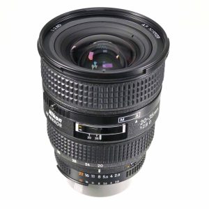 Nikon AF Nikkor 20-35 mm /2.8 D | Clean-Cameras.ch