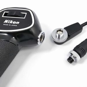 Nikon Pistolengriff 2 mit MC-3 Kabel | Clean-Cameras.ch