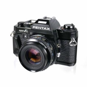 Pentax Super A mit Pentax-A 1.7/50mm | Clean-Cameras.ch