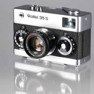 Rollei 35 S mit Sonnar 2.8/40mm + Zubehör | Clean-Cameras.ch