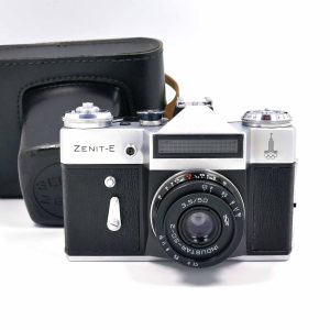 Zenith-E mit Industar 3.5/50 mm Olympia Version | Clean-Cameras.ch