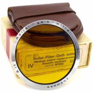 Das Rollei Rolleiflex Filter Gelb mittel mit dem Rollei Bajonett IV (WIIMI) geliefert von clean-cameras. Dieses Filter pass zur Rolleiflex Wide Kamera