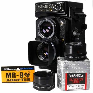 Yashica Mat-124G