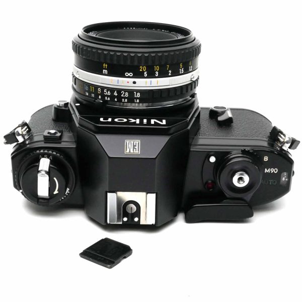 Nikon EM - Clean Cameras | Markus Säuberli
