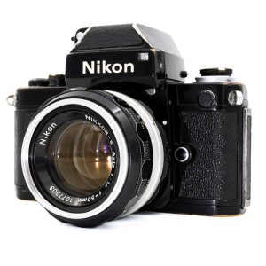 Nikon F2 Photomic Black (1972) mit Nikkor-S Auto 50mm/1.4